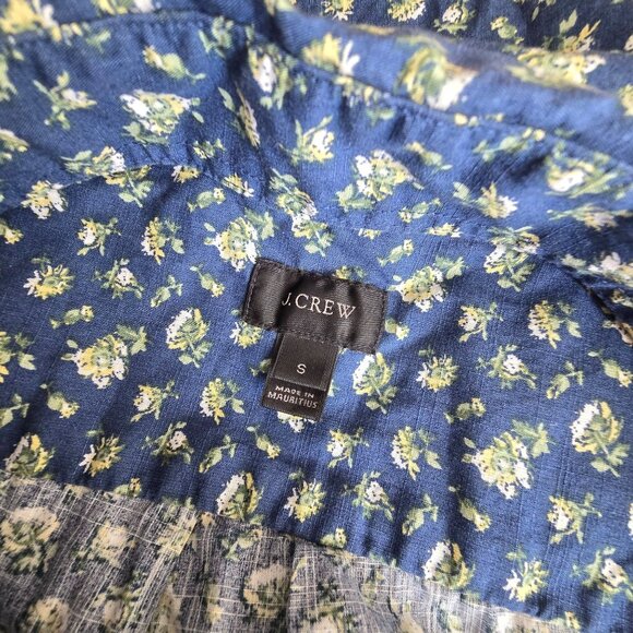 J. Crew Womens Blue Floral Button-Up Shirt With Short Sleeves Size Small  JJ3943 - Picture 8 of 9